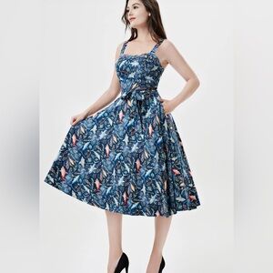 800. Miss Lulo Shark Print Midi Dress Size S P2P 15”